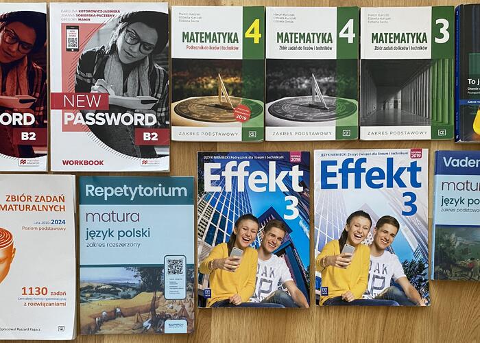 Grajewo ogłoszenia: Sprzedam książki. Ćwiczenia NIE są uzupełnione